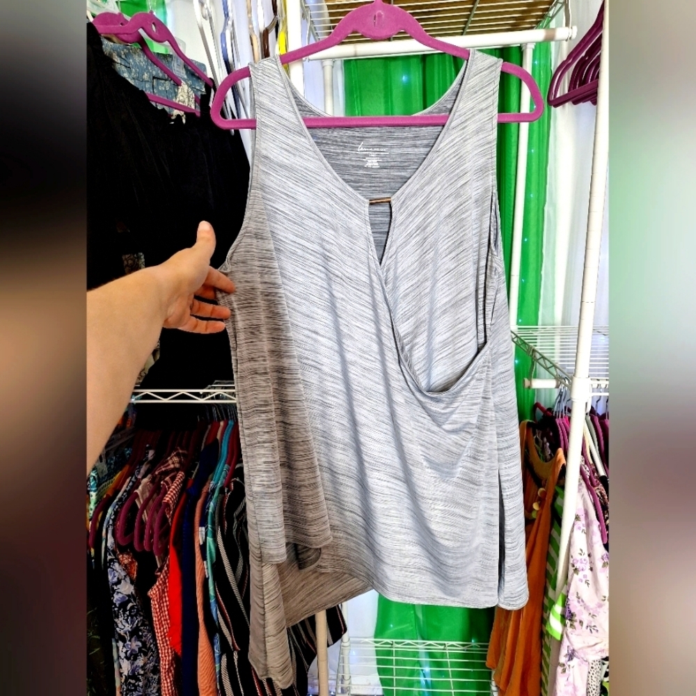 LANE BRYANT GRAY SUMMER TOP SIZE 18/20